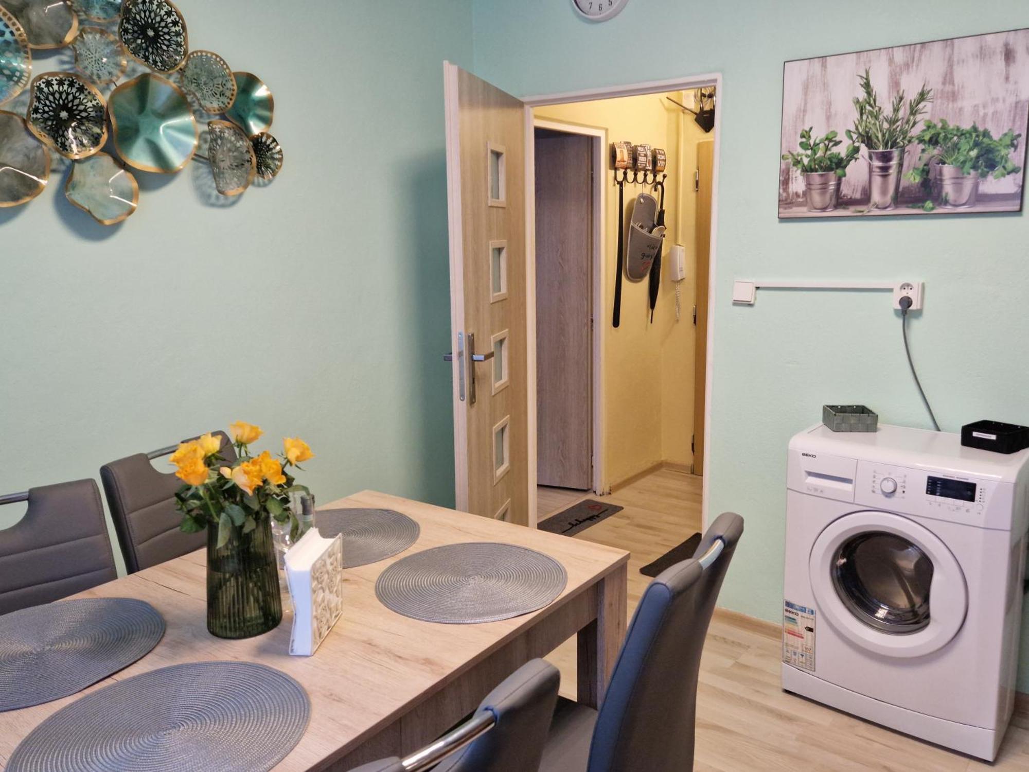 Veludo Apartments Centrum Free Parking Banska Bystrica Ngoại thất bức ảnh