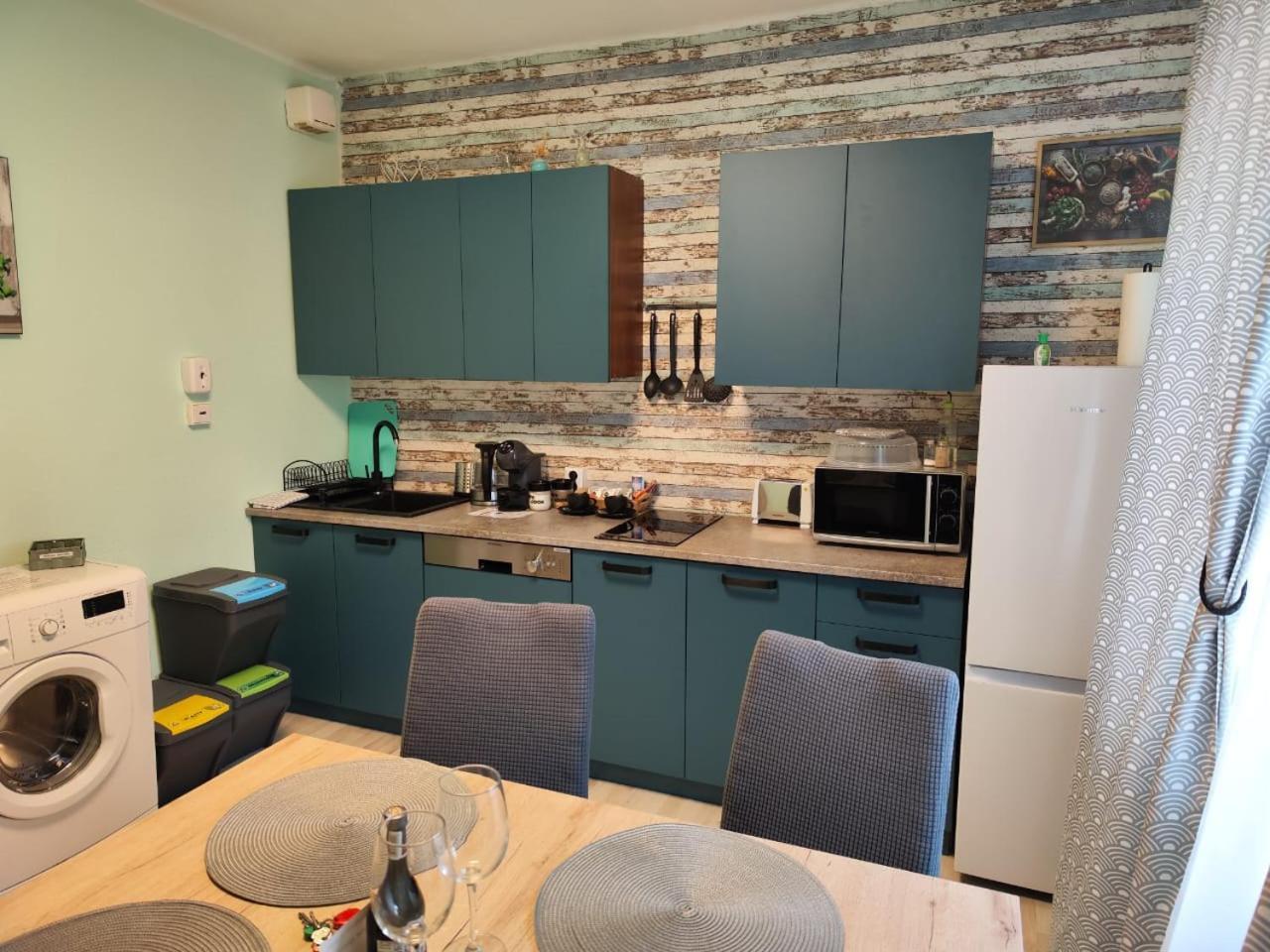 Veludo Apartments Centrum Free Parking Banska Bystrica Ngoại thất bức ảnh